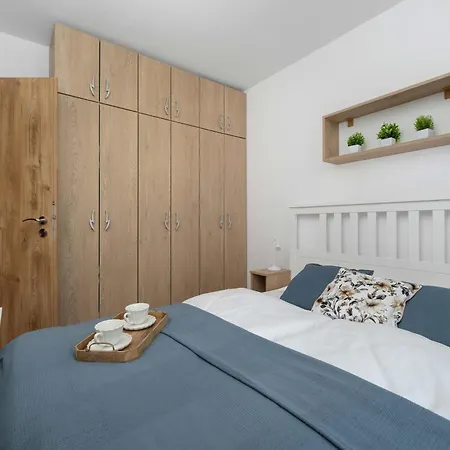 Przytulny Z Tarasem I Parkingiem By Renters Apartament *