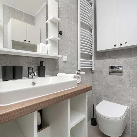 Przytulny Z Tarasem I Parkingiem By Renters Apartament *